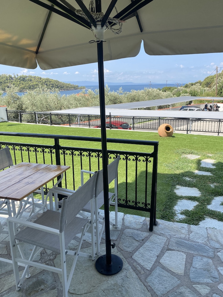Panormos Beach 34/50