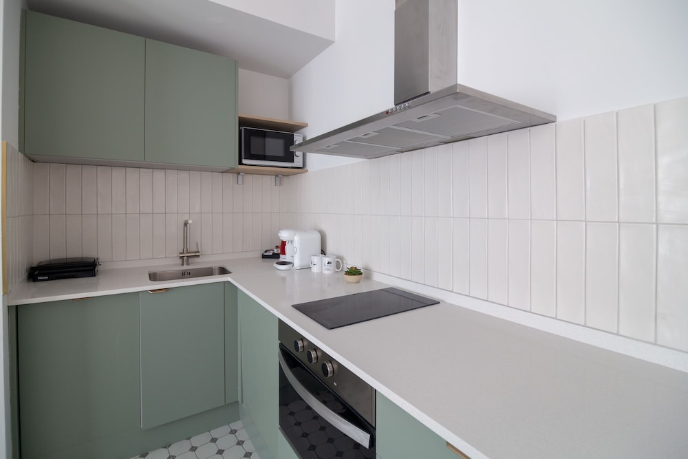 Apartamentos Teatro by Be Alicante 42/43
