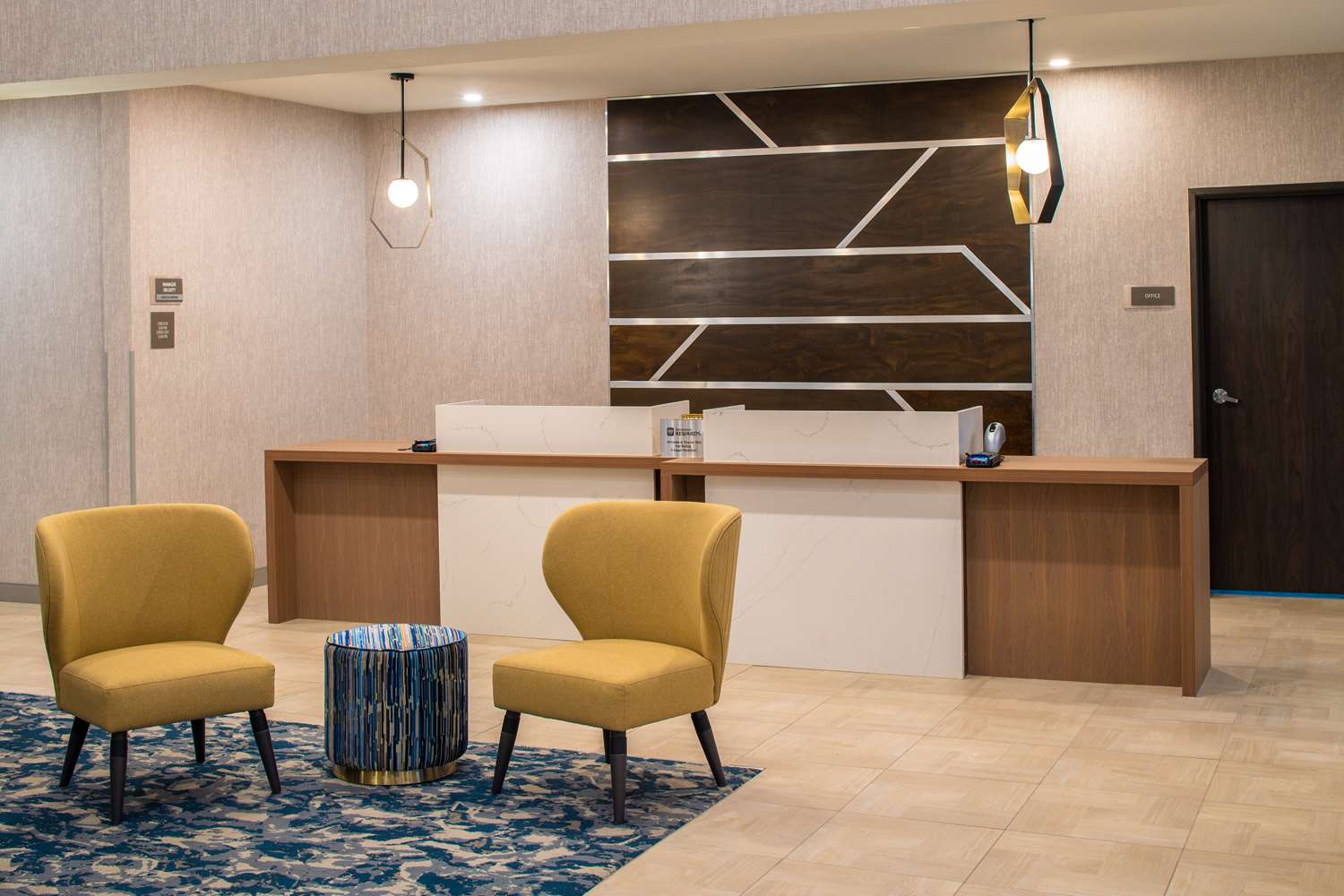 Best Western Premier Keizer/Salem Hotel 4/32
