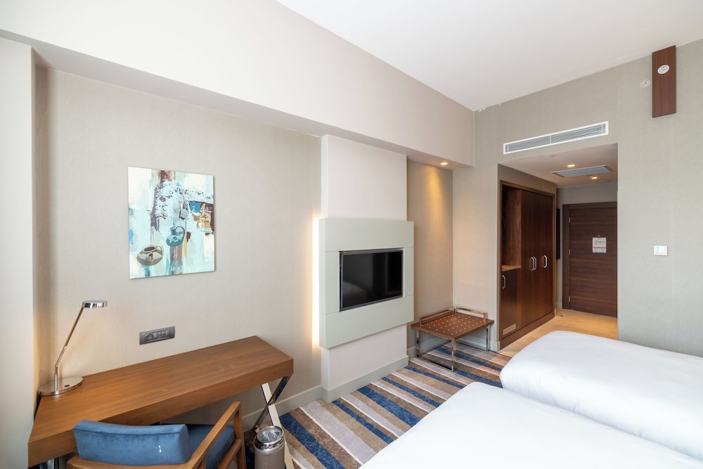 Doubletree By Hilton Eskisehir Turkey 38/51