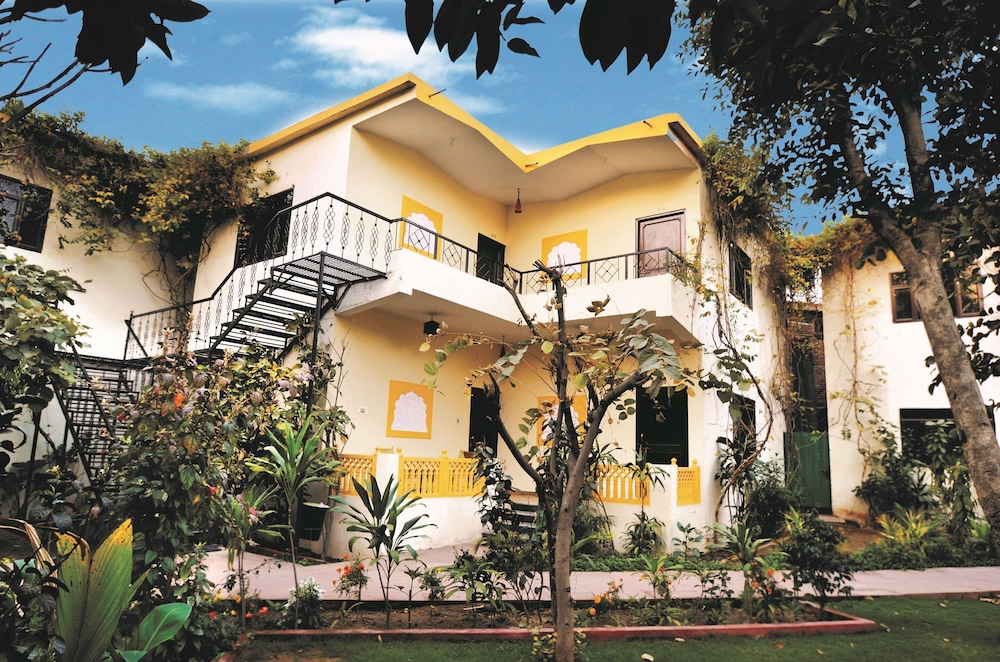 RAJ PALACE 2/50