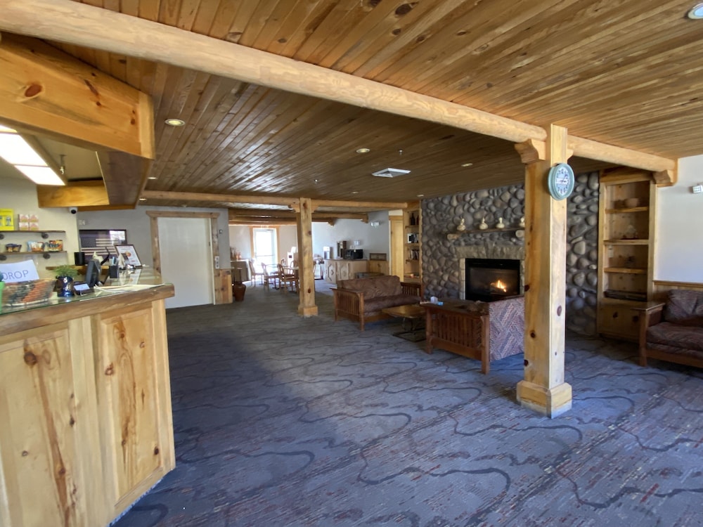 RIVER CANYON LODGE 9/57