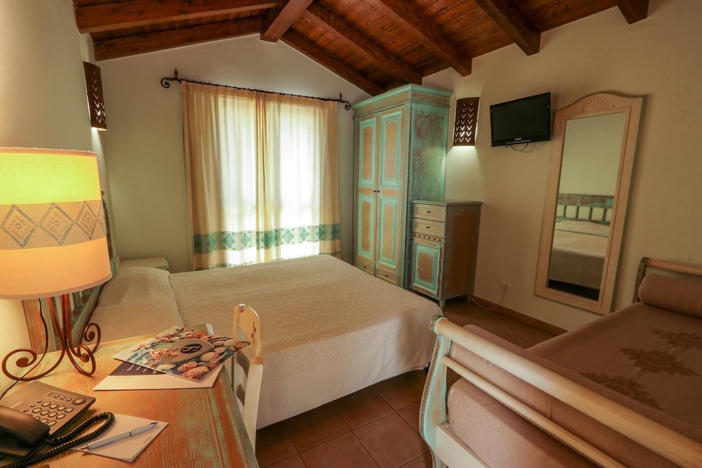 Eden Village Alma Resort 32/52