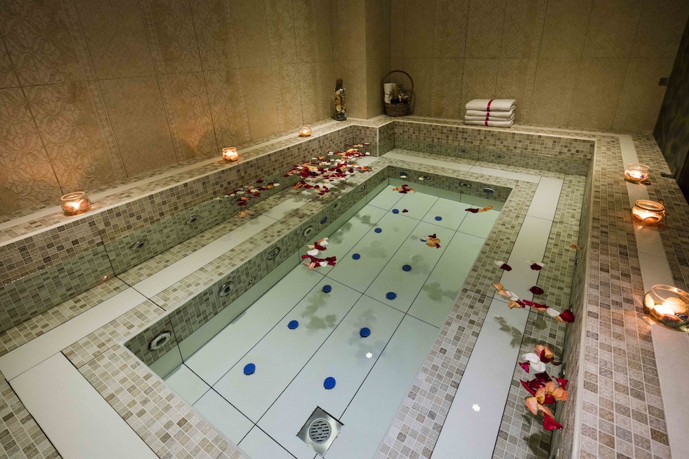 Paradise Saigon Boutique Hotel 24/50
