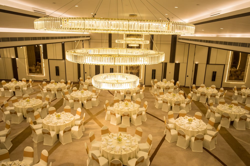 Radisson Blu Hotel, Galadari Colombo 58/63