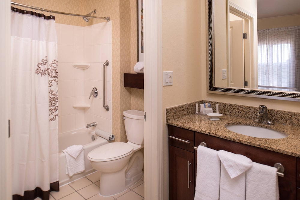 Residence Inn Albuquerque Airport 12/52