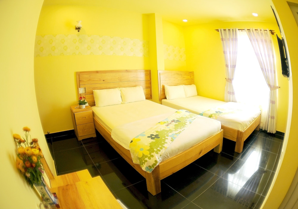 Dalat Flower Hotel 18/72