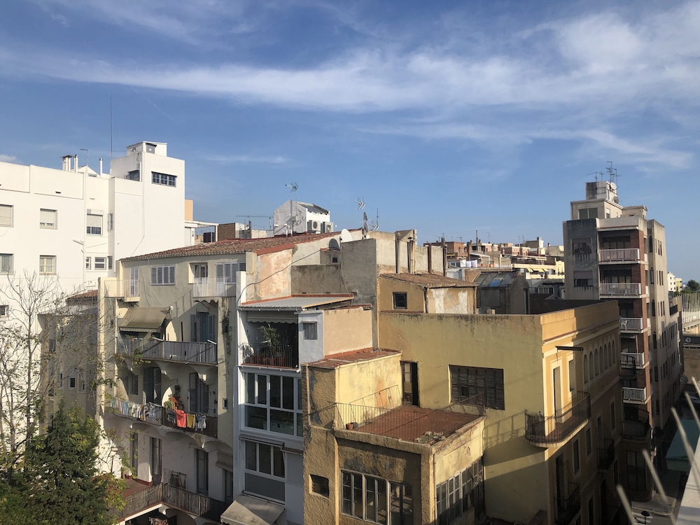 Hotel Pigal 5/68