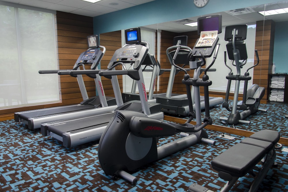 Fairfield Inn Suites Atlanta Cumming Johns Creek 18/42