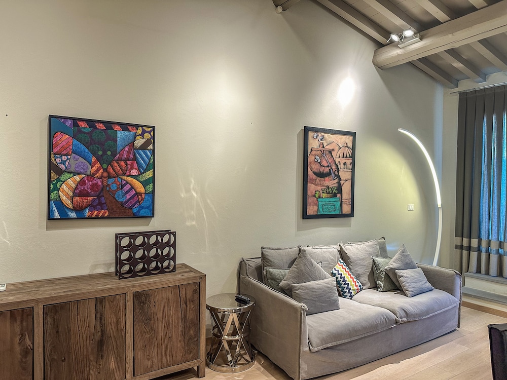 Florence Art Apartments 21/41