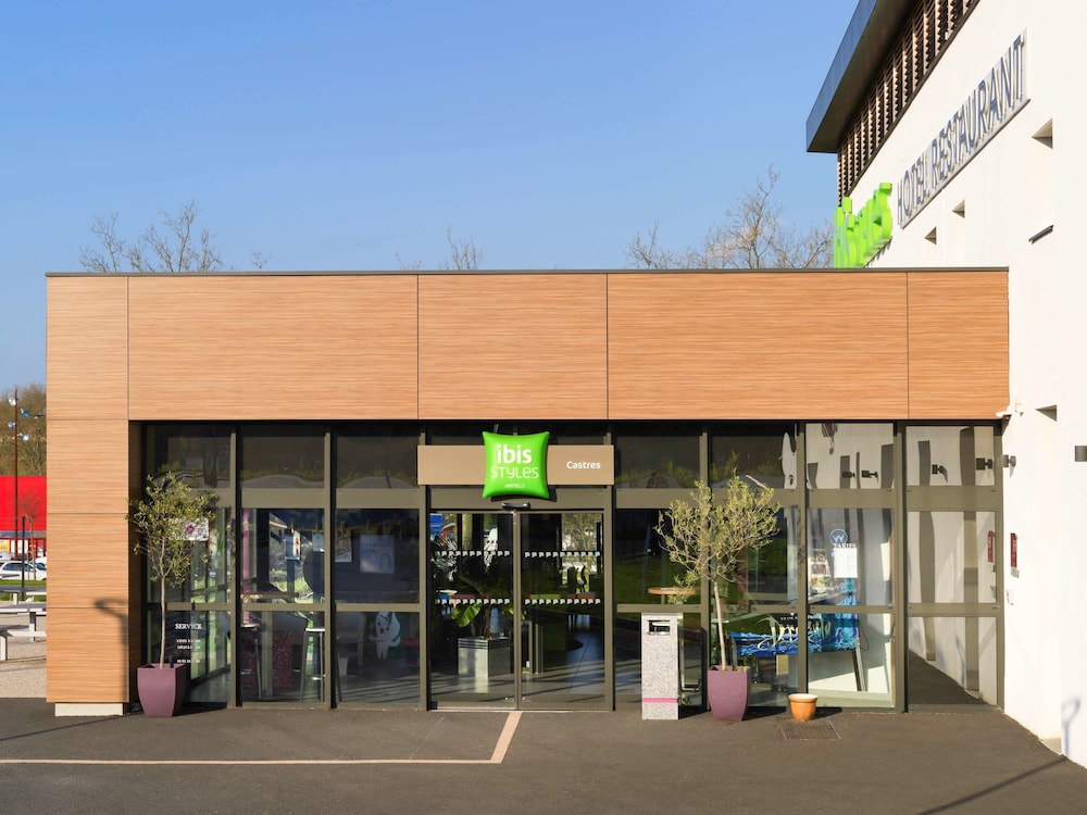 Ibis Styles Castres 1/63