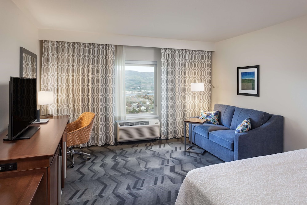 Hampton Inn Lewiston ID 25/42