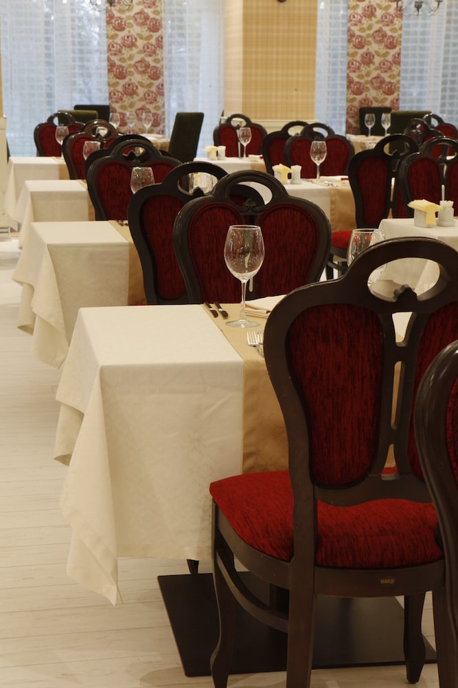 Strimon Garden Spa Hotel 31/33