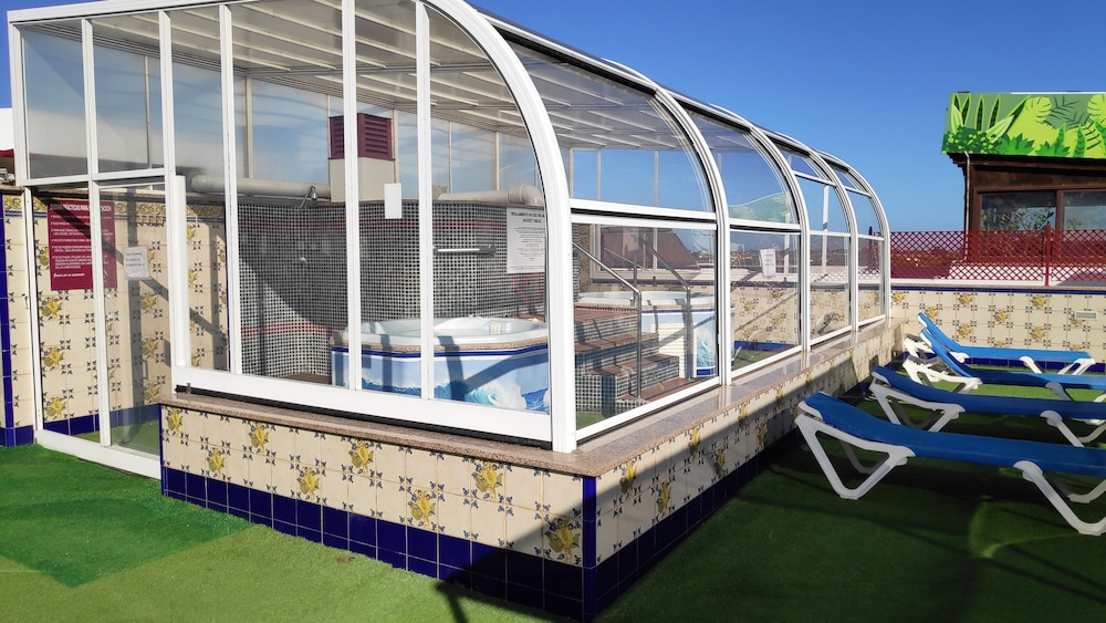 Hotel Avenida Tropical By Bossh 5/50