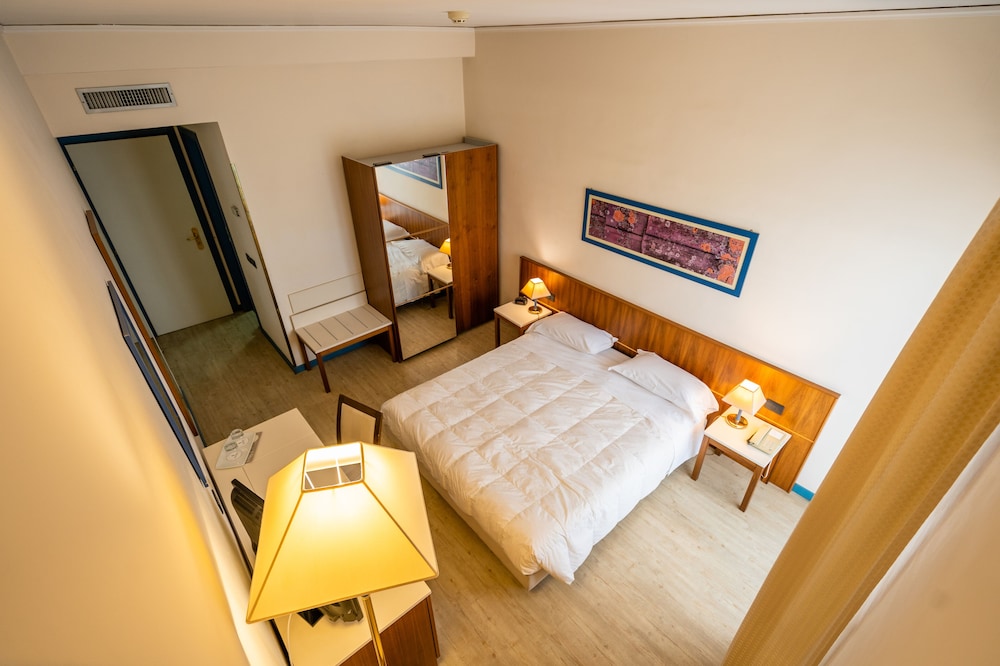 Europa Palace Hotel 13/38