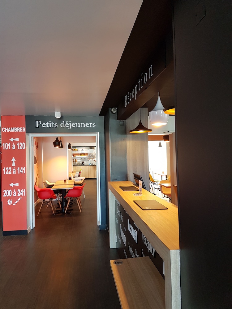 BRIT HOTEL MONTPELLIER PARC EXPO 38/60