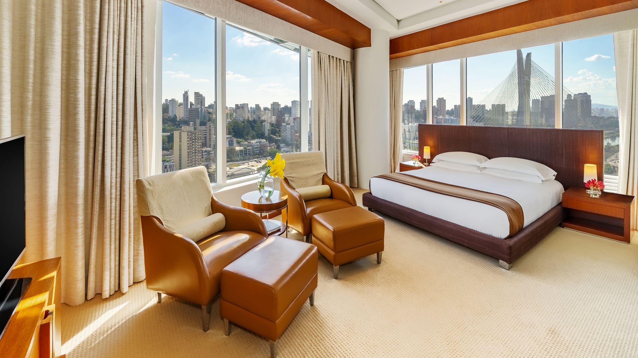Diplomat, Suite