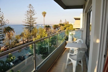 Bristol Sea View Apartments 51/69
