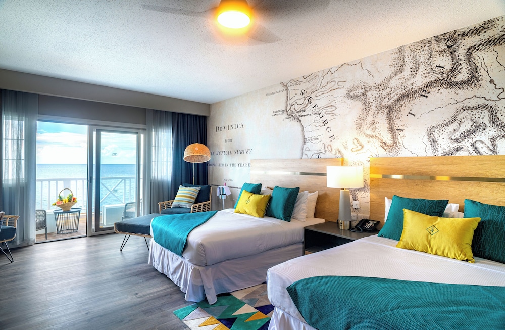 Deluxe, 2 Double Beds, Ocean Front