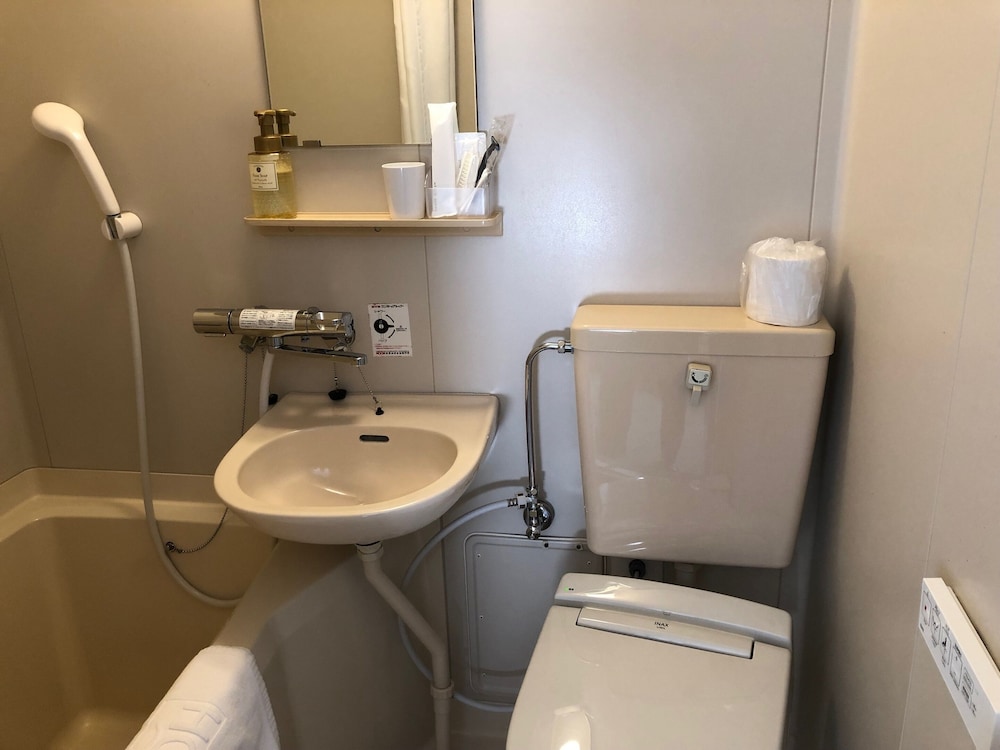 غرفة اقتصادية بسرير فردي، Hotel New White House 2/2