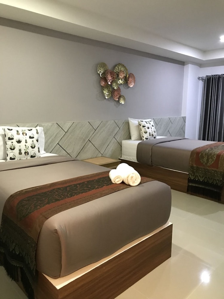 Wish Hotel Ubon 16/21