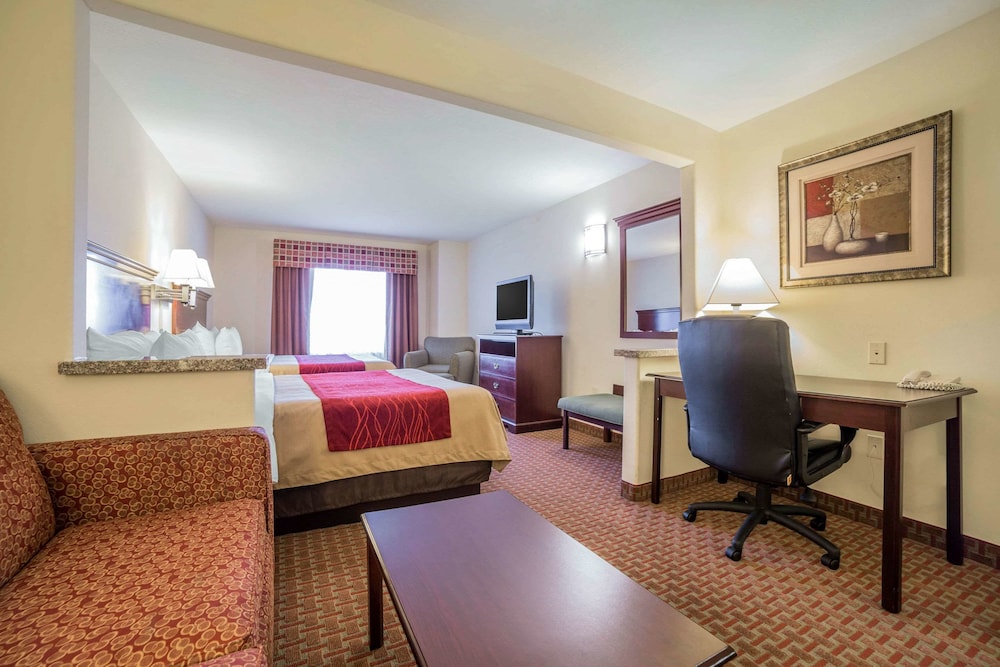 Comfort Inn & Suites Rock Springs-Green River, WY 33/39