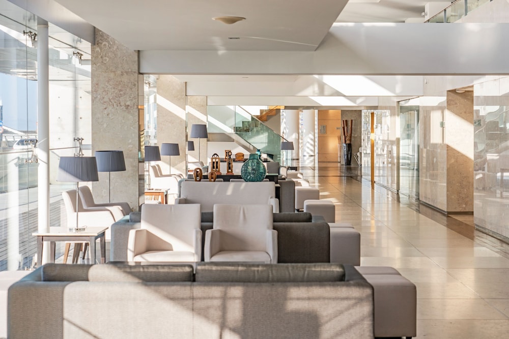 Hotel Marina Atlantico 57/74