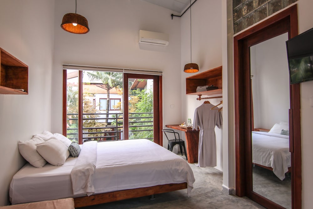 Sarina Hotel & Villa 43/78