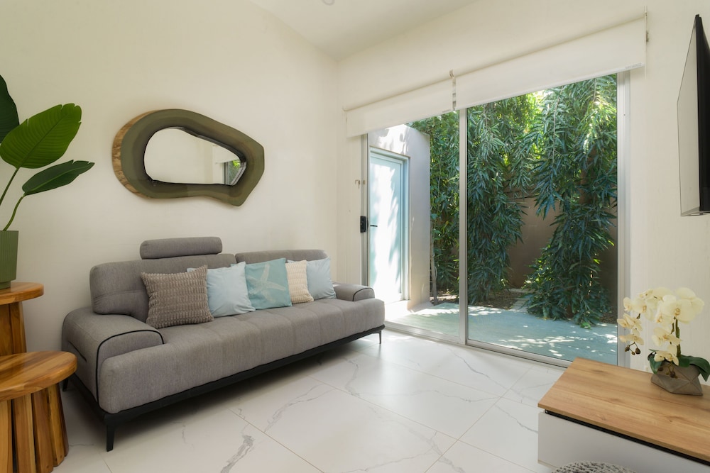 Tamarindo Bay Boutique Hotel - Adults Only 30/50