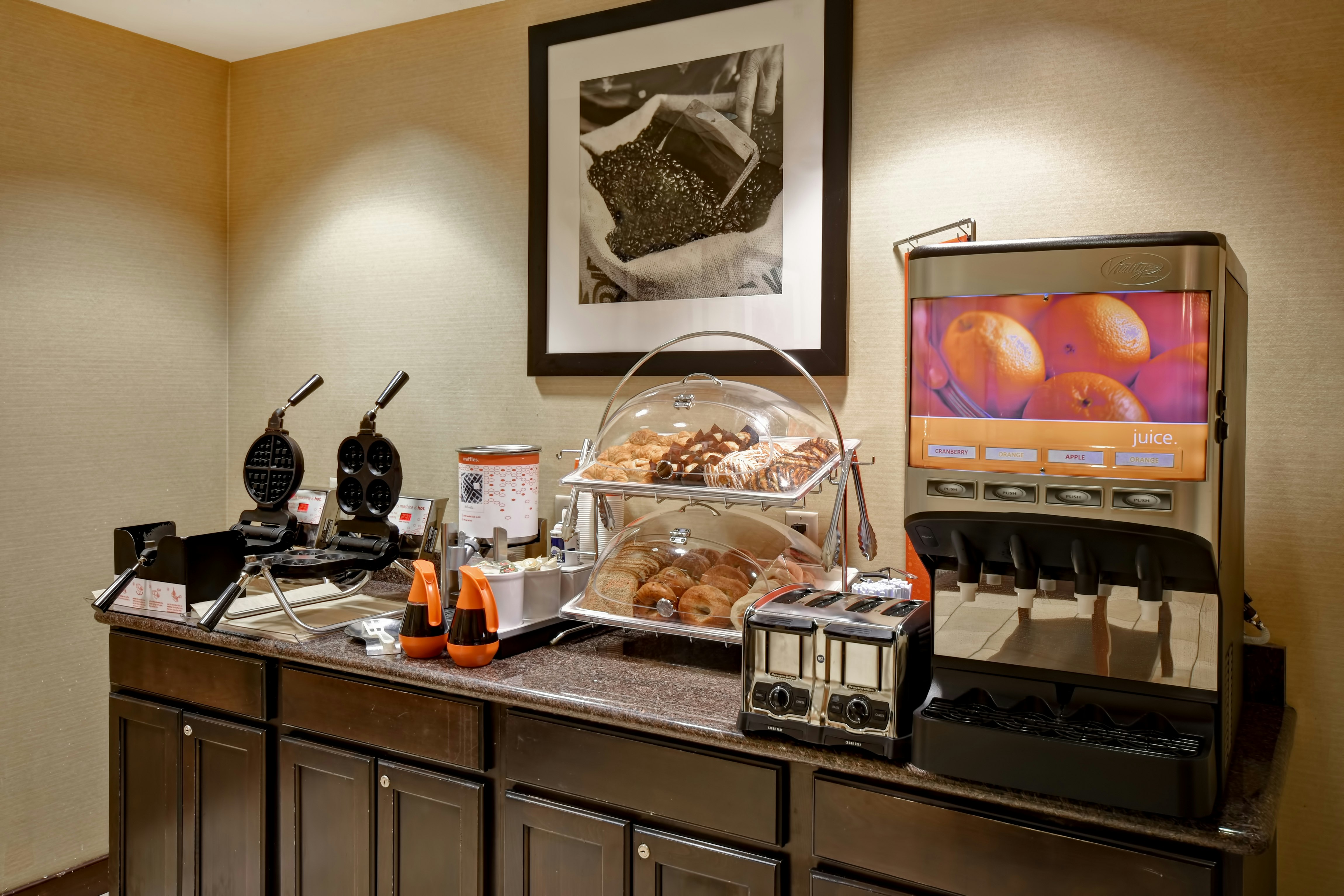 Hampton Inn And Suites Folsom 13/50