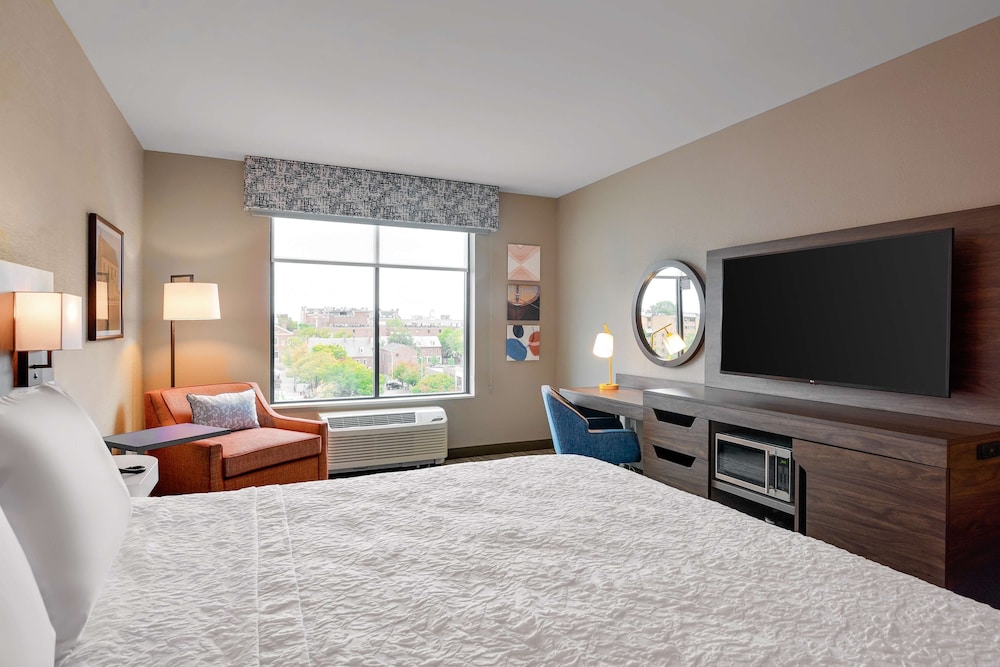 Hampton Inn Salem Ma 21/59