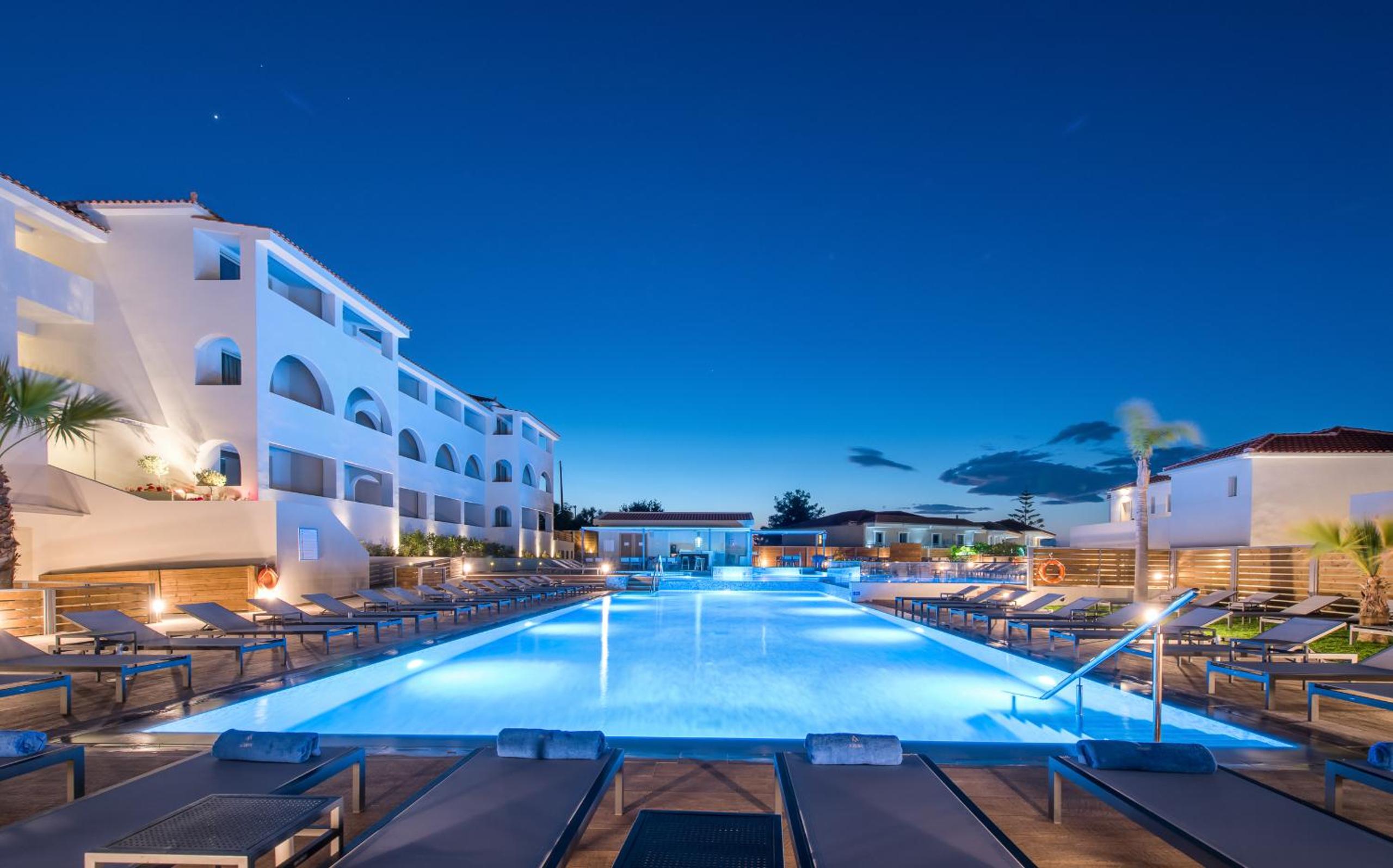 Azure Resort Spa 9/51