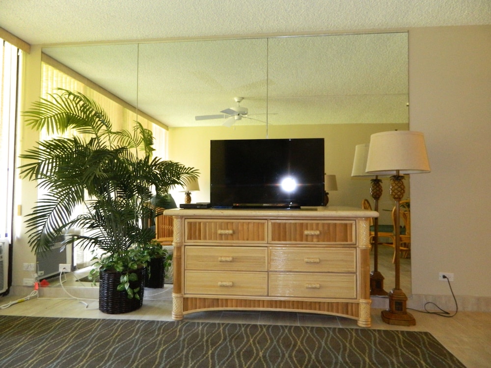 Kahana Villa 18/72