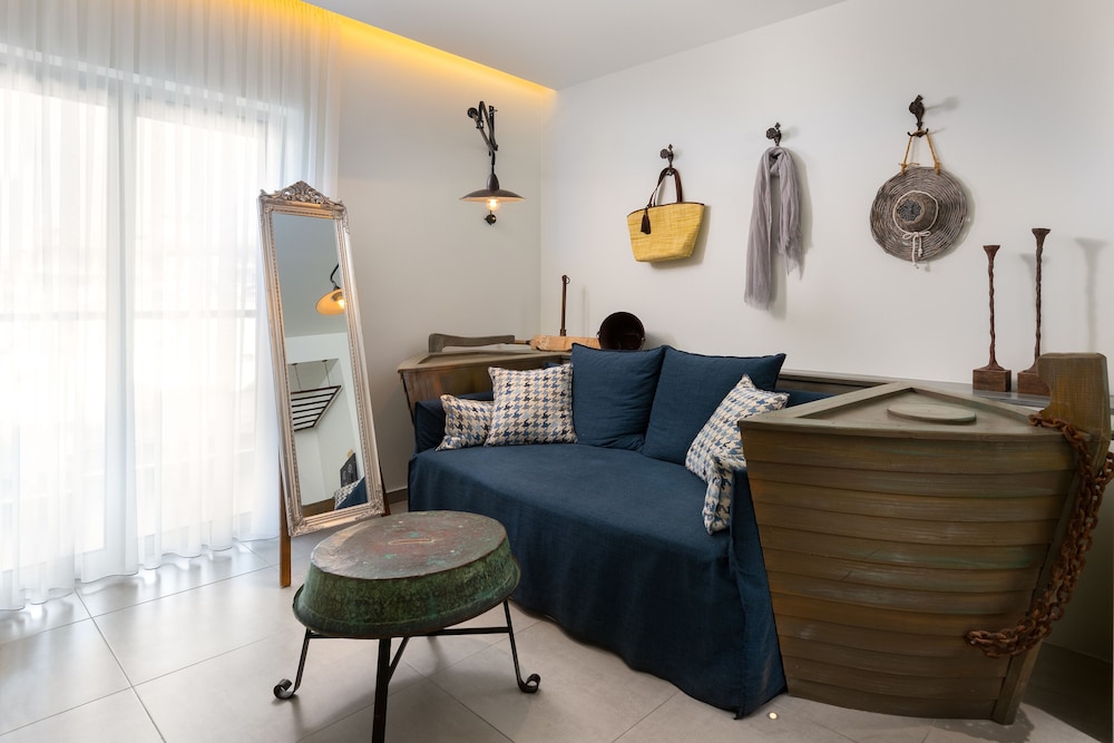 Elakati Luxury Boutique Hotel - Adults Only 24/34