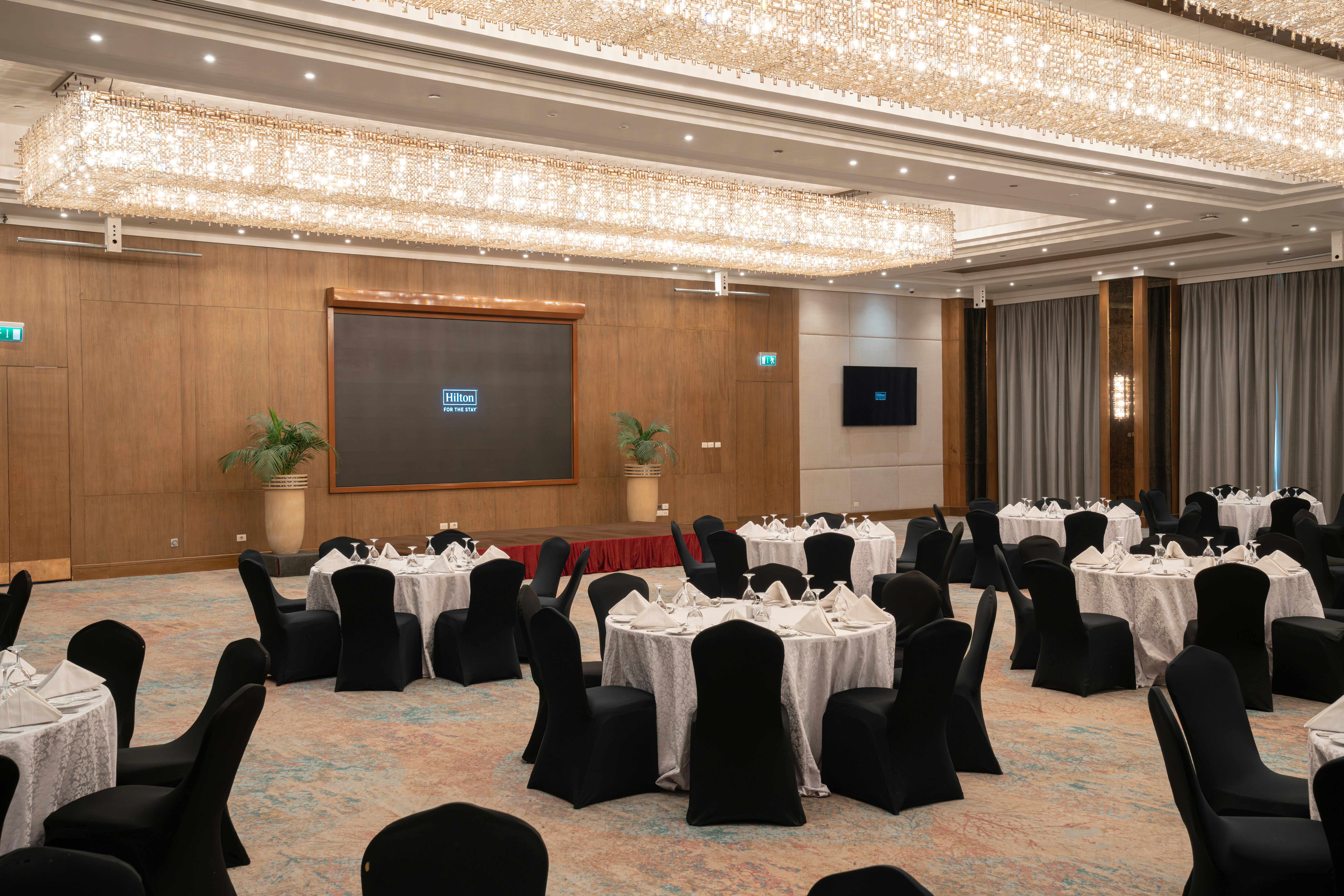 Hilton Pyramids Golf Resort 60/75