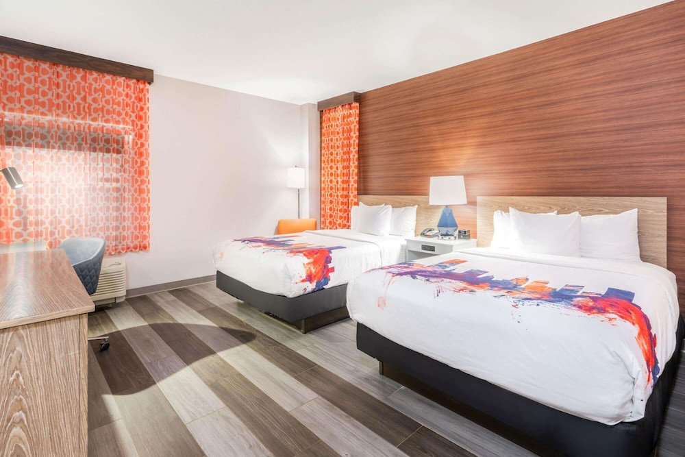ROOM, 2 QUEEN BEDS