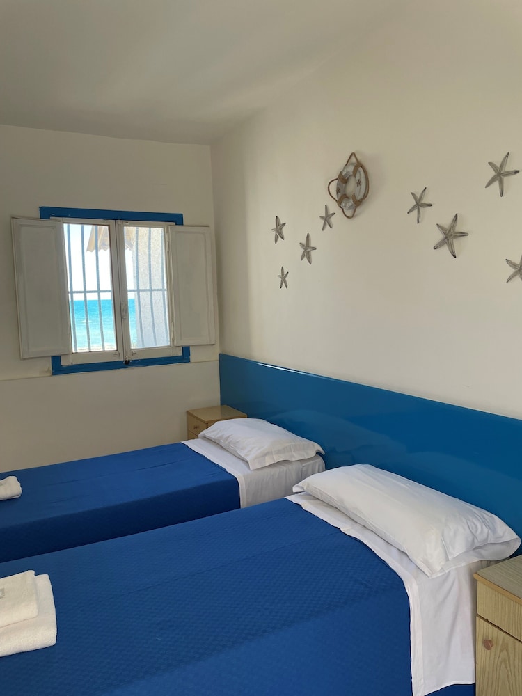 2 BEDROOMS, STANDARD