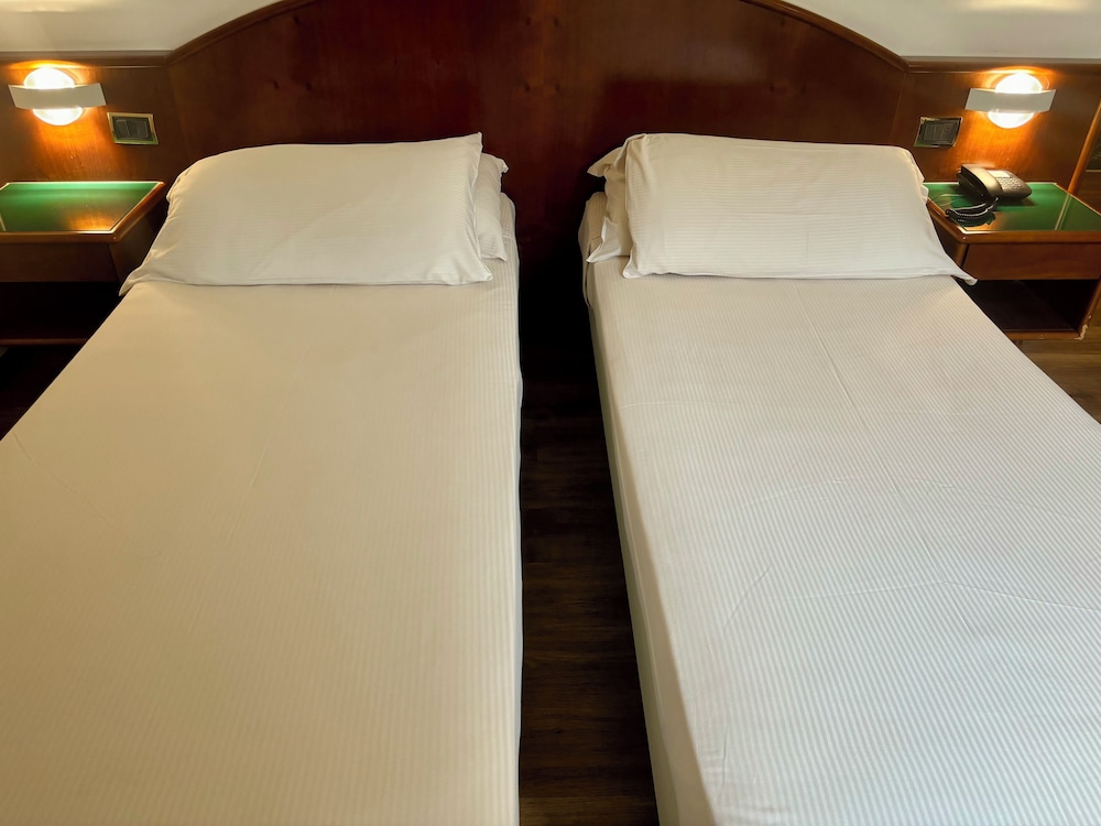 Hotel Daunia 24/34