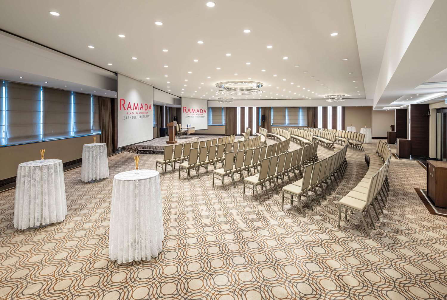 Ramada Plaza by Wyndham Istanbul Tekstilkent 33/49