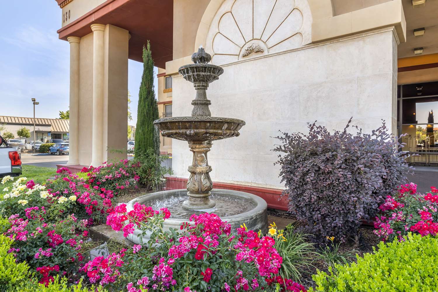 Best Western Plus Orchid Hotel & Suites 55/59