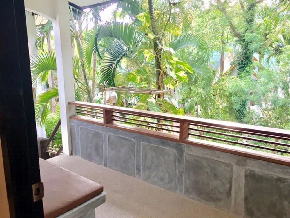 Sunshine Beach Resort 73/100