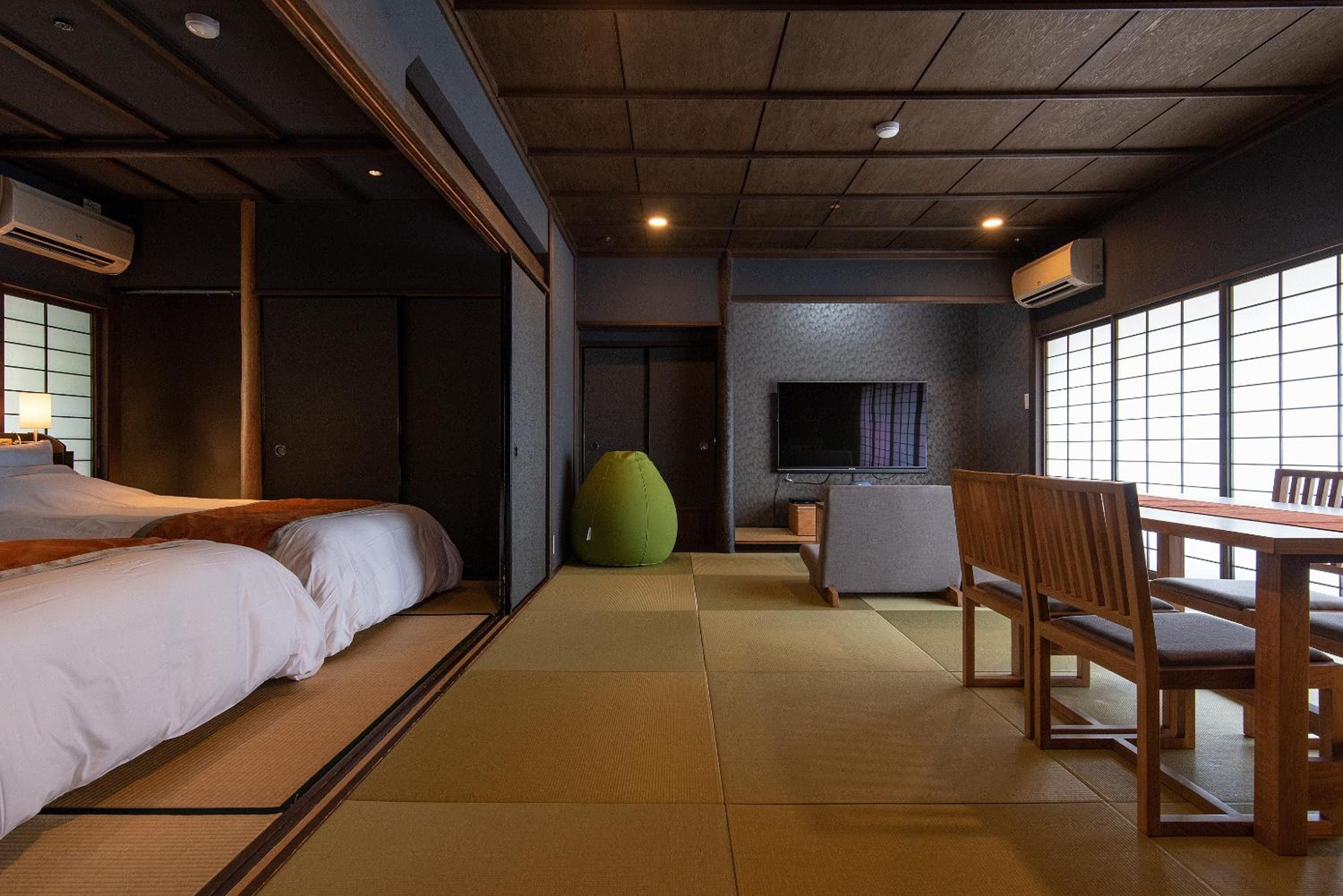 Junior Suite, 2 Beds, Hot Spring Bath