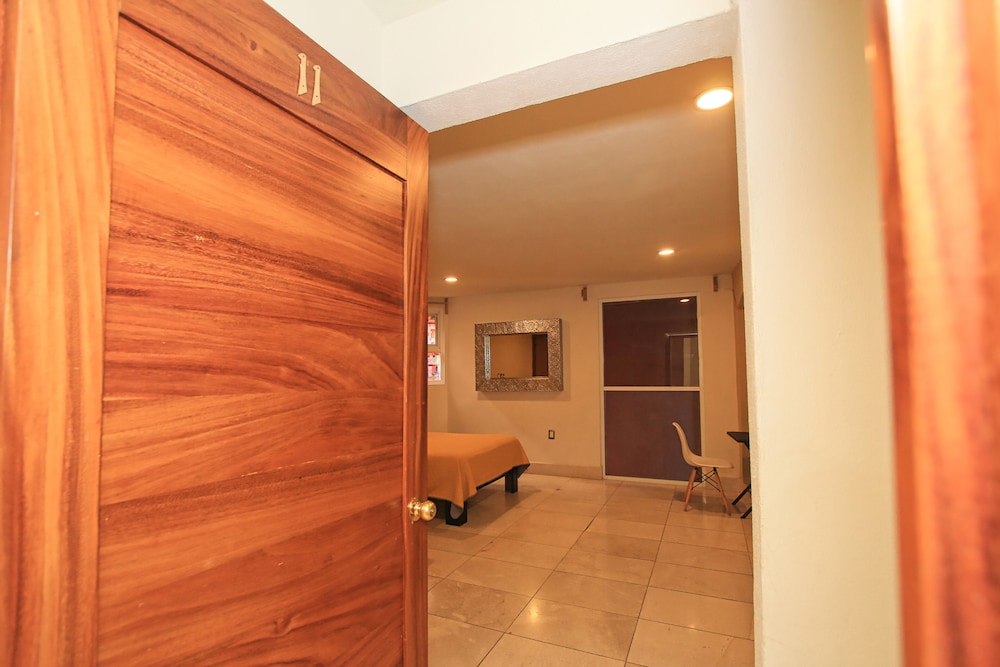 La Vista Hotel 6/50