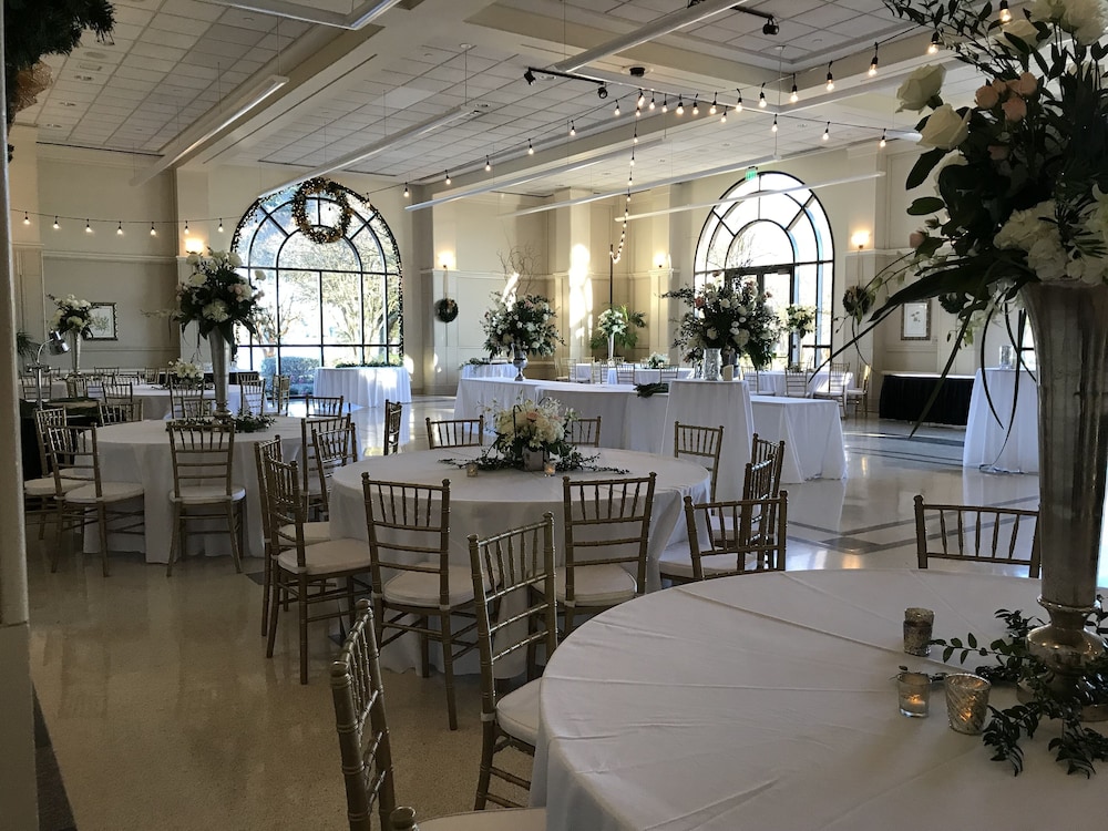 Cook Hotel And Conference Center At Lsu 38/50