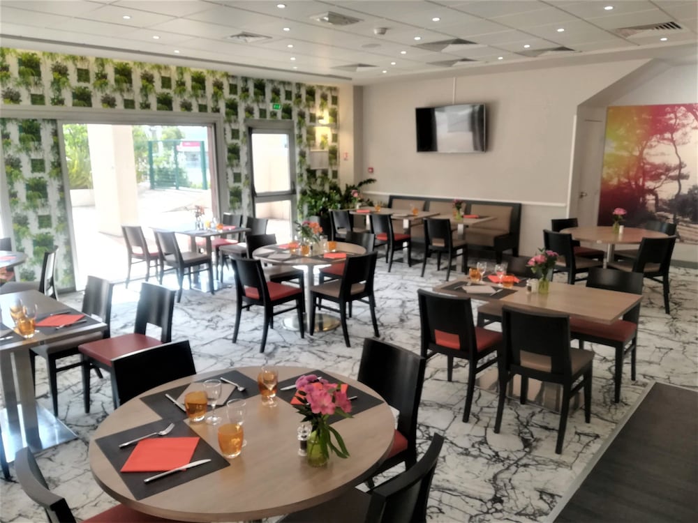 restaurant-cafeteria