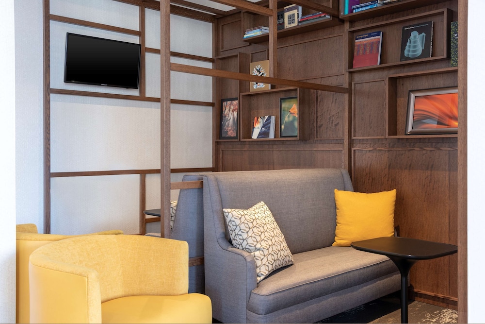 Hyatt Place Detroit/Royal Oak 37/62
