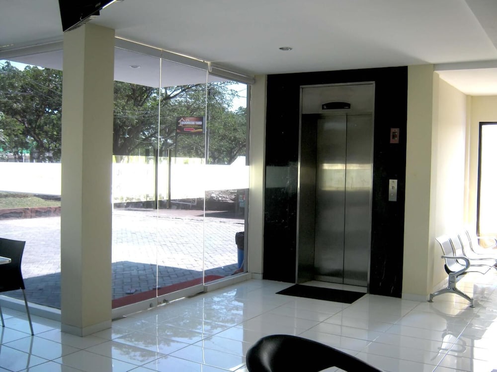Grace Setia Hotel 7/45