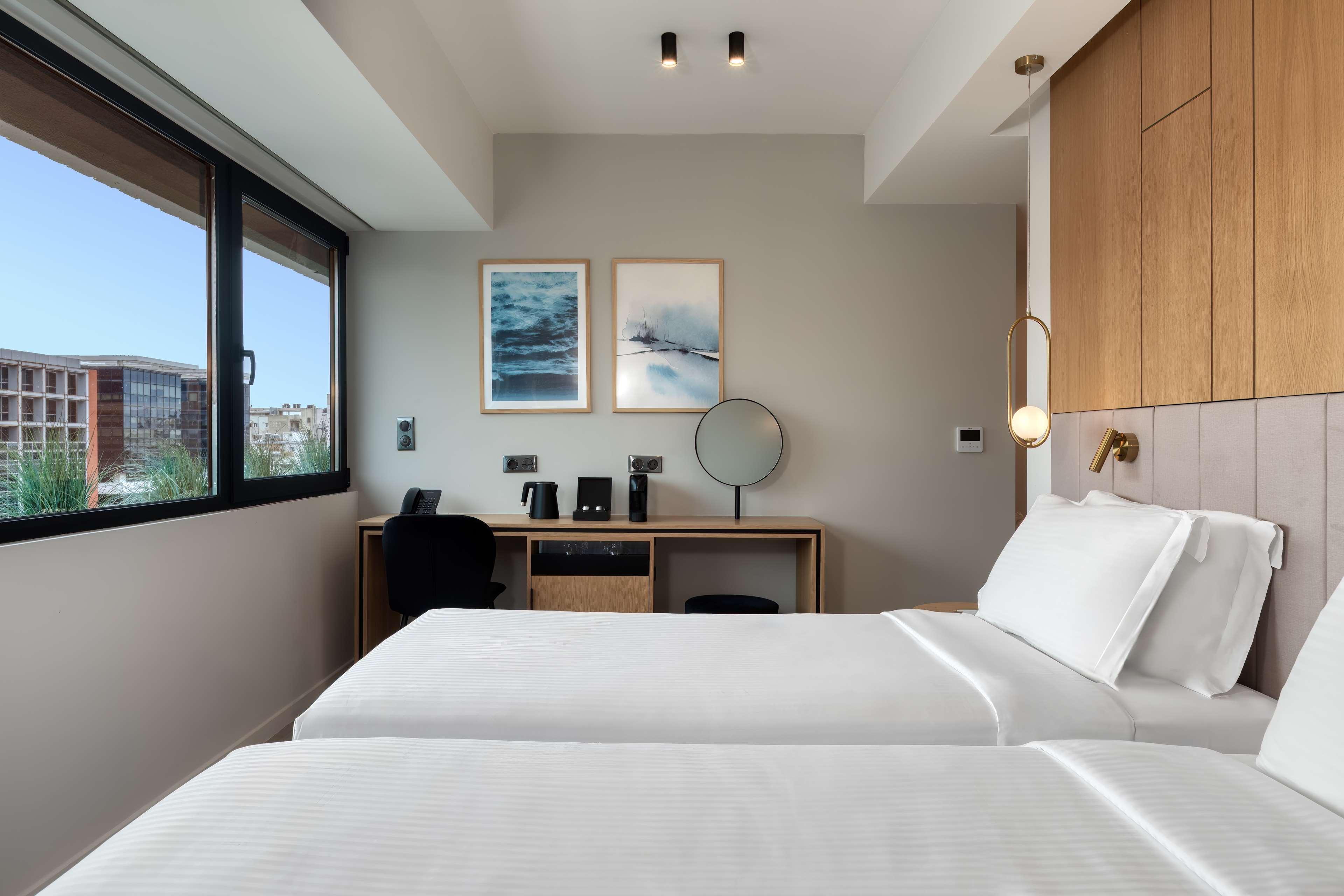 SUPERIOR, TWIN BEDS