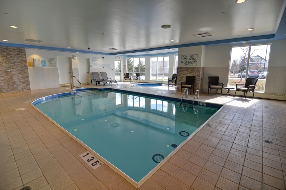 Hilton Garden Inn Toronto/Oakville 3/40