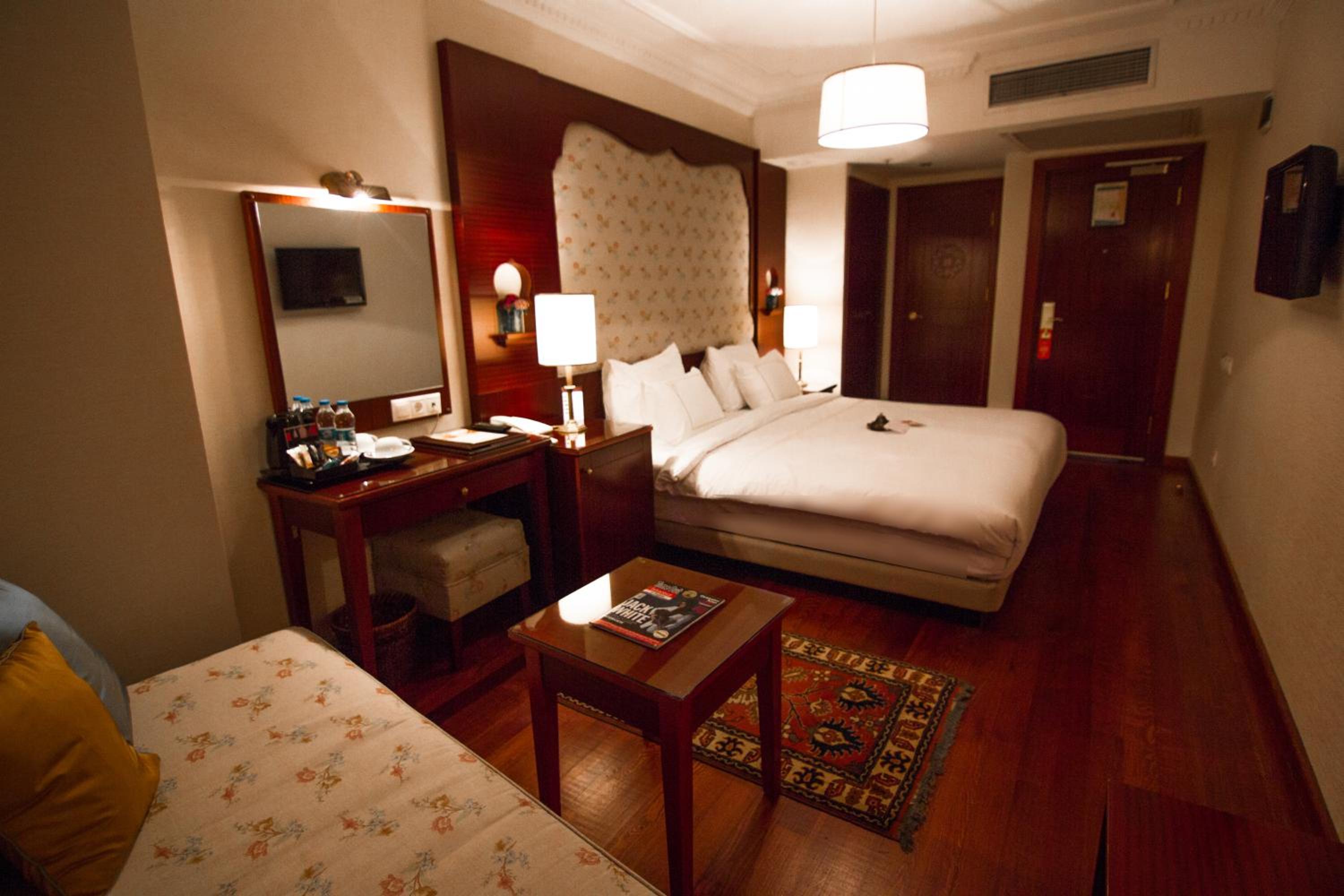 rooms